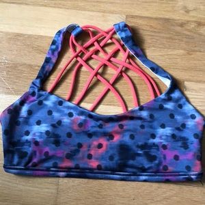 LuluLemon Free To Be Sports Bra